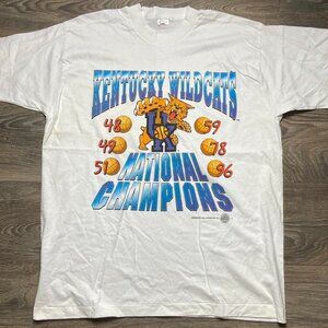 NCAA Kentucky Wildcats University 90s Vintage Retro Shirt Tee 1996 white